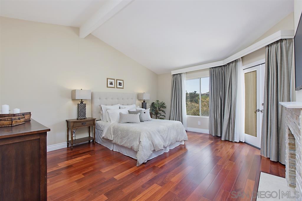 1474 Caminito Solidago La Jolla, CA 92037 - Photo 11 of 25