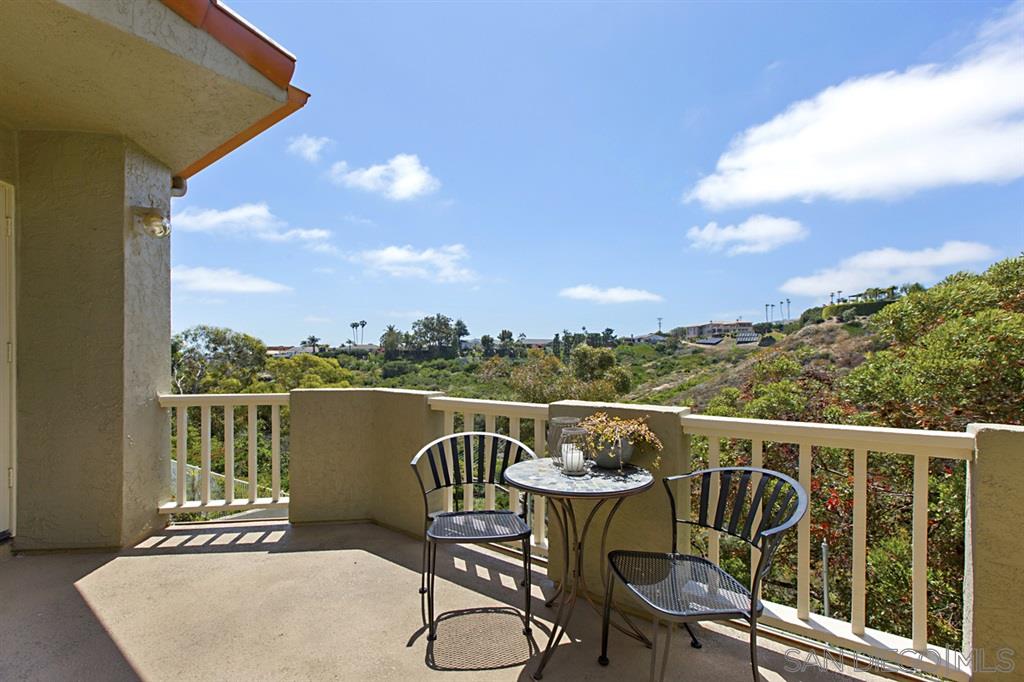 1474 Caminito Solidago La Jolla, CA 92037 - Photo 14 of 25