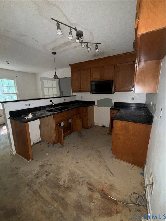 19001 Indian Road Petersburg, VA 23805 - Photo 3 of 14