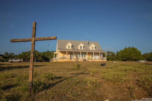 $2,350,000 | 4237 County Road 330, Burnet, TX 78611