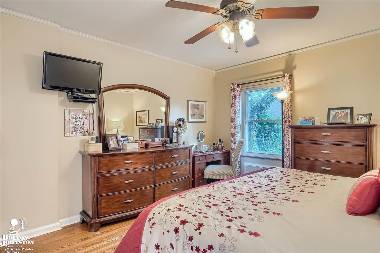 285 Moross Road Grosse Pointe Farms, MI 48236 - Photo 19 of 50