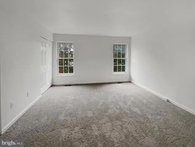 $527,000 | 45458 Oak Trail Square, Sterling, VA 20164