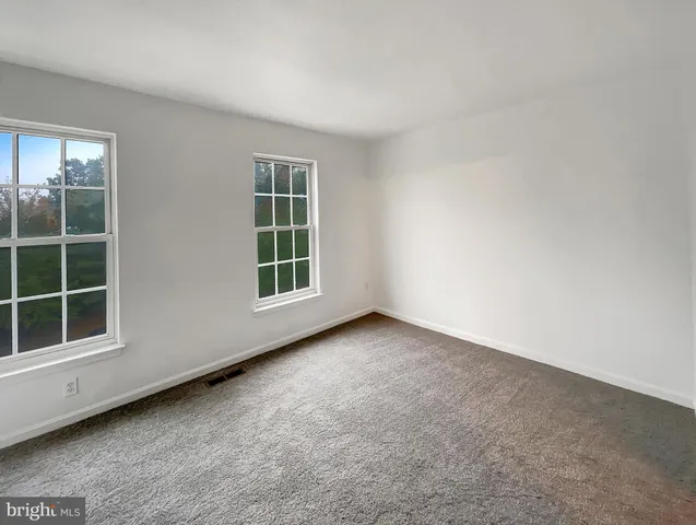 $527,000 | 45458 Oak Trail Square, Sterling, VA 20164