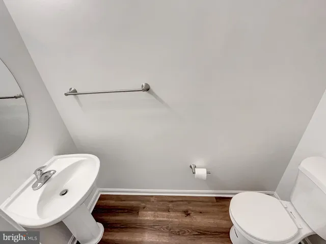 $527,000 | 45458 Oak Trail Square, Sterling, VA 20164