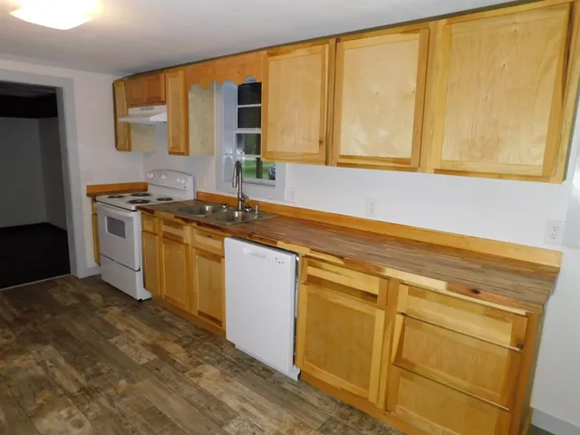 a view of a storage & utility room