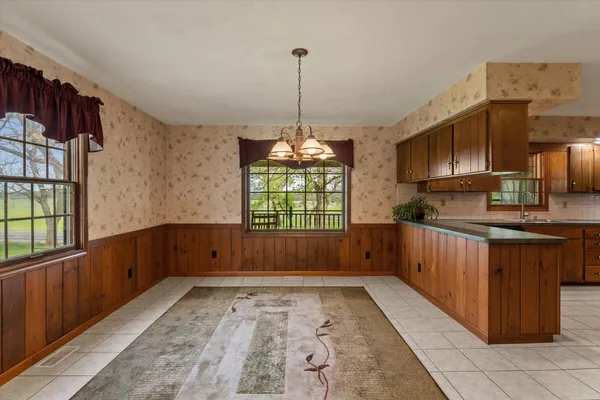 $389,500 | 28684 Highway 60, Cassopolis, MI 49031