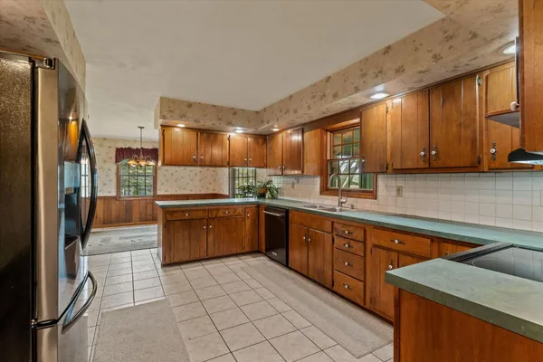 $389,500 | 28684 Highway 60, Cassopolis, MI 49031