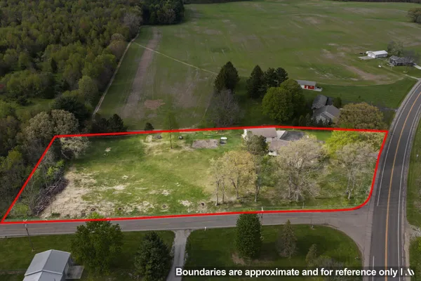 $389,500 | 28684 Highway 60, Cassopolis, MI 49031