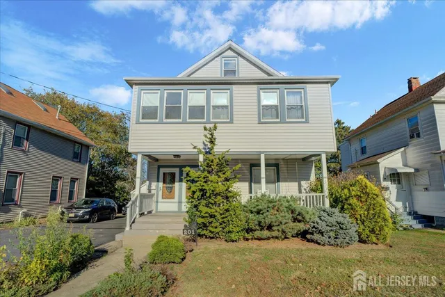 $3,300 | 201 Gatzmer Avenue, Unit A, Jamesburg, NJ 08831