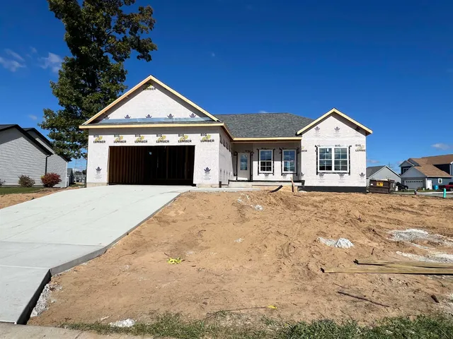 $594,999 | 54675 Sacramento Meadows Drive, Osceola, IN 46561