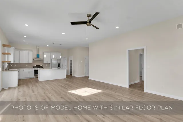 $594,899 | 54675 Sacramento Meadows Drive, Osceola, IN 46561