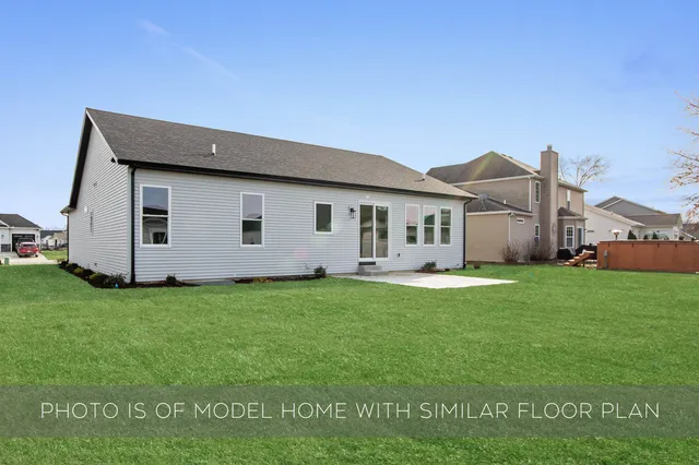 $594,899 | 54675 Sacramento Meadows Drive, Osceola, IN 46561