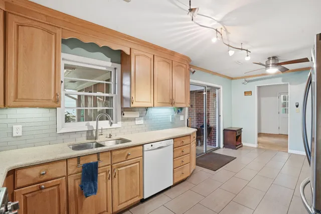 $489,000 | 2087 Idlewood Lane, Charleston, SC 29414