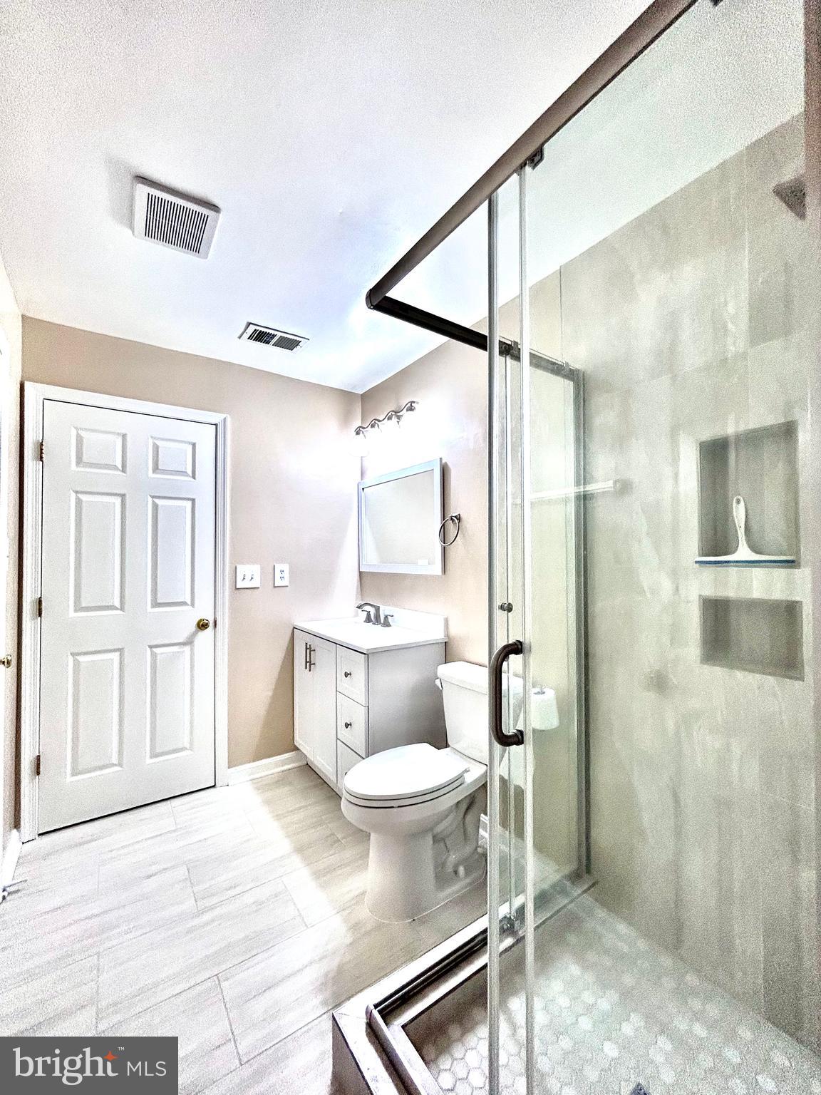 1024 Gardenview Loop, Unit 102 Woodbridge, VA 22191 - Photo 21 of 23