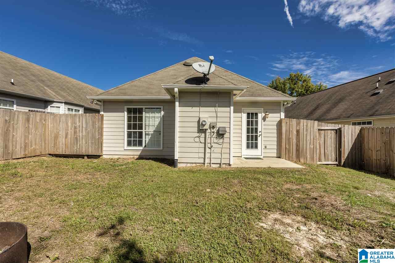 137 Mayfair Lane Calera, AL 35040 - Photo 4 of 24
