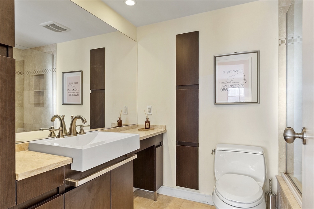 30 Stearns Road, Unit 302 Brookline, MA 02446 - Photo 27 of 40