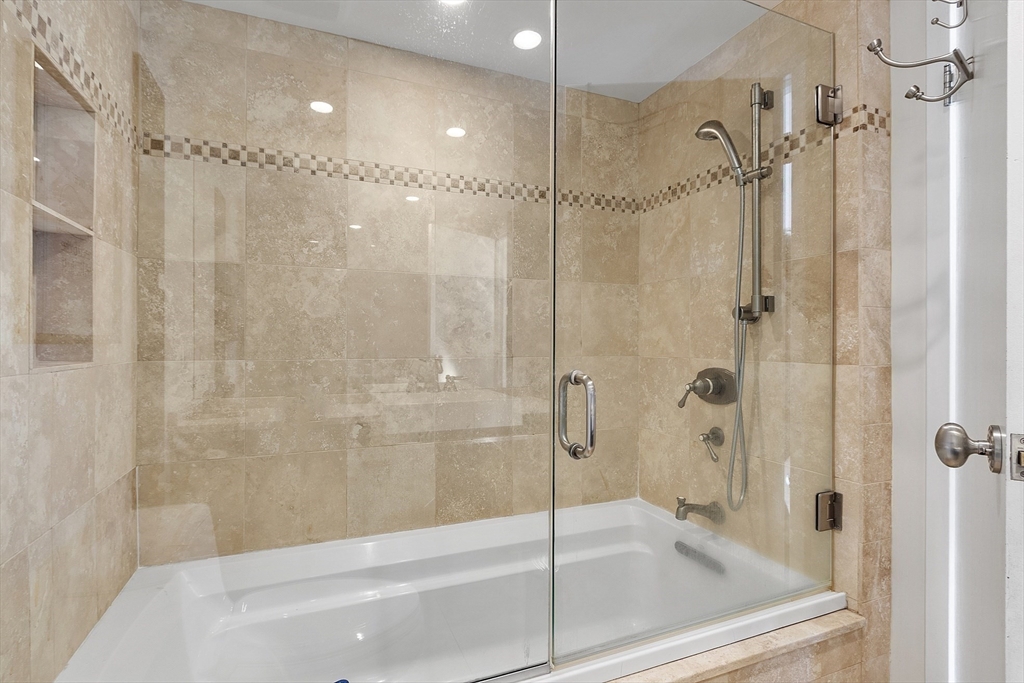 30 Stearns Road, Unit 302 Brookline, MA 02446 - Photo 29 of 40