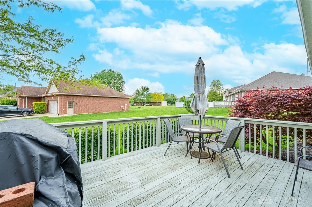 521 East Hoewisher Road Sidney, OH 45365 - Photo 11 of 42