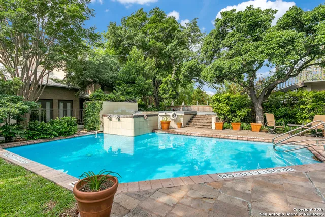 $425,000 | 4001 North New Braunfels Avenue, Unit 604A, San Antonio, TX 78209