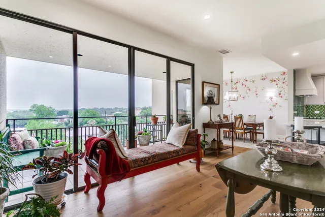 $425,000 | 4001 North New Braunfels Avenue, Unit 604A, San Antonio, TX 78209