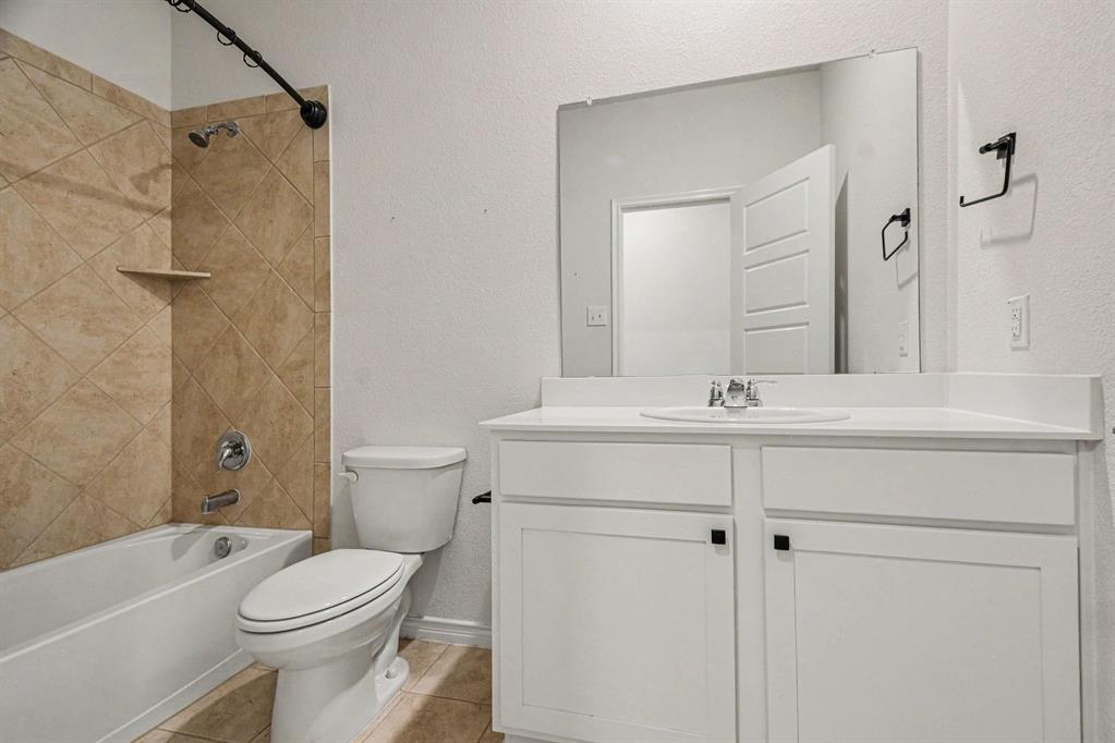 3801 Forest Bend Road Denton, TX 76208 - Photo 27 of 36