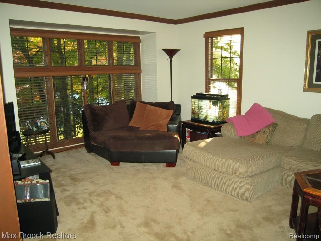 1406 Springwood Lane Rochester Hills, MI 48309 - Photo 7 of 25