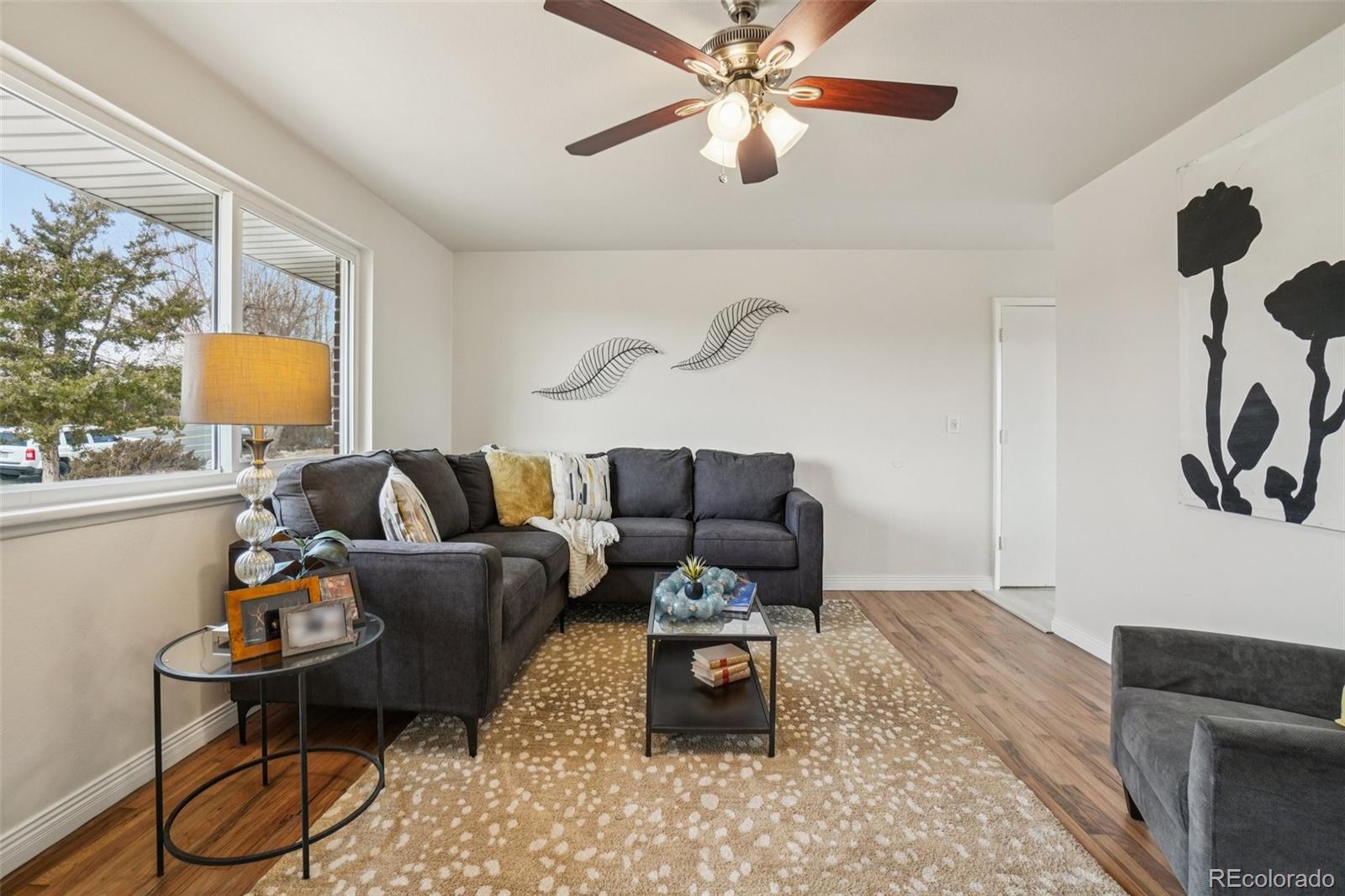 8960 Yucca Way Thornton, CO 80229 - Photo 12 of 40