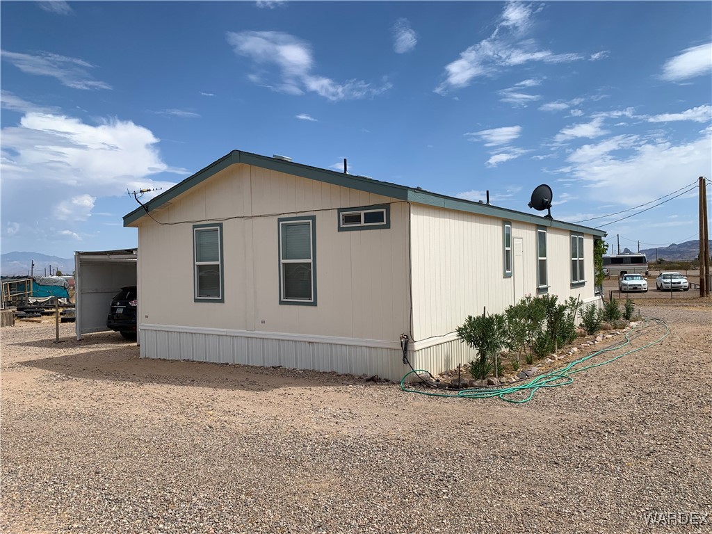 1394 South Canelo Road Golden Valley, AZ 86413 - Photo 16 of 20 Side of Structure