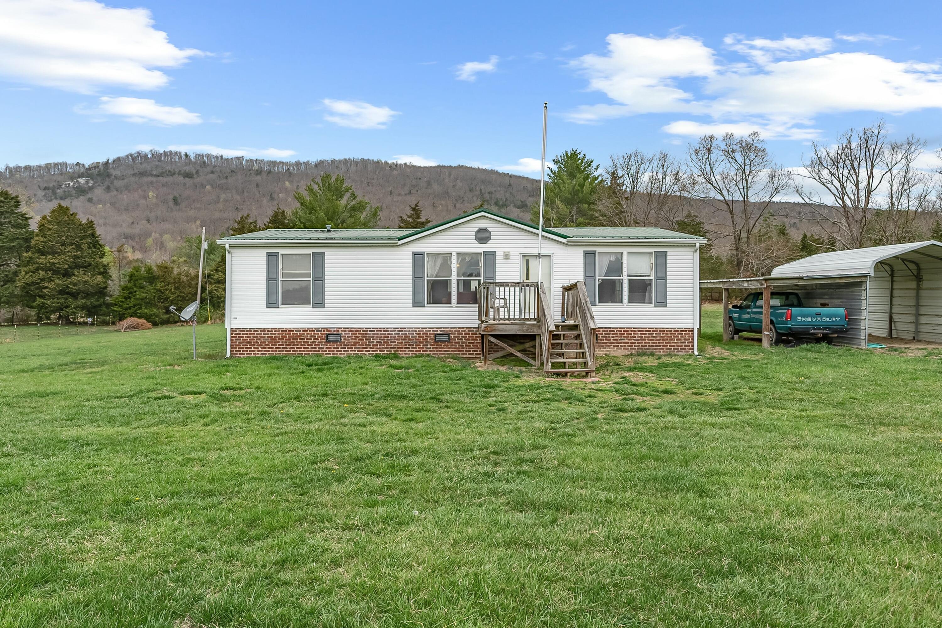 3588 Flatwoods Road Elliston, VA 24087 - Photo 5 of 119 tempImageIHrwKo