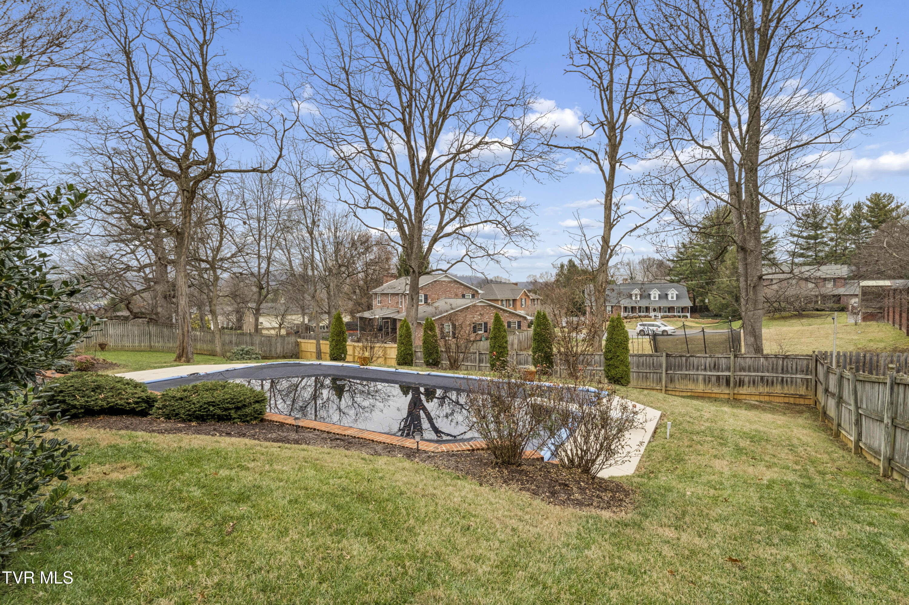 2902 Greenline Road Johnson City, TN 37604 - Photo 15 of 76 Greenline-Exteriors-9