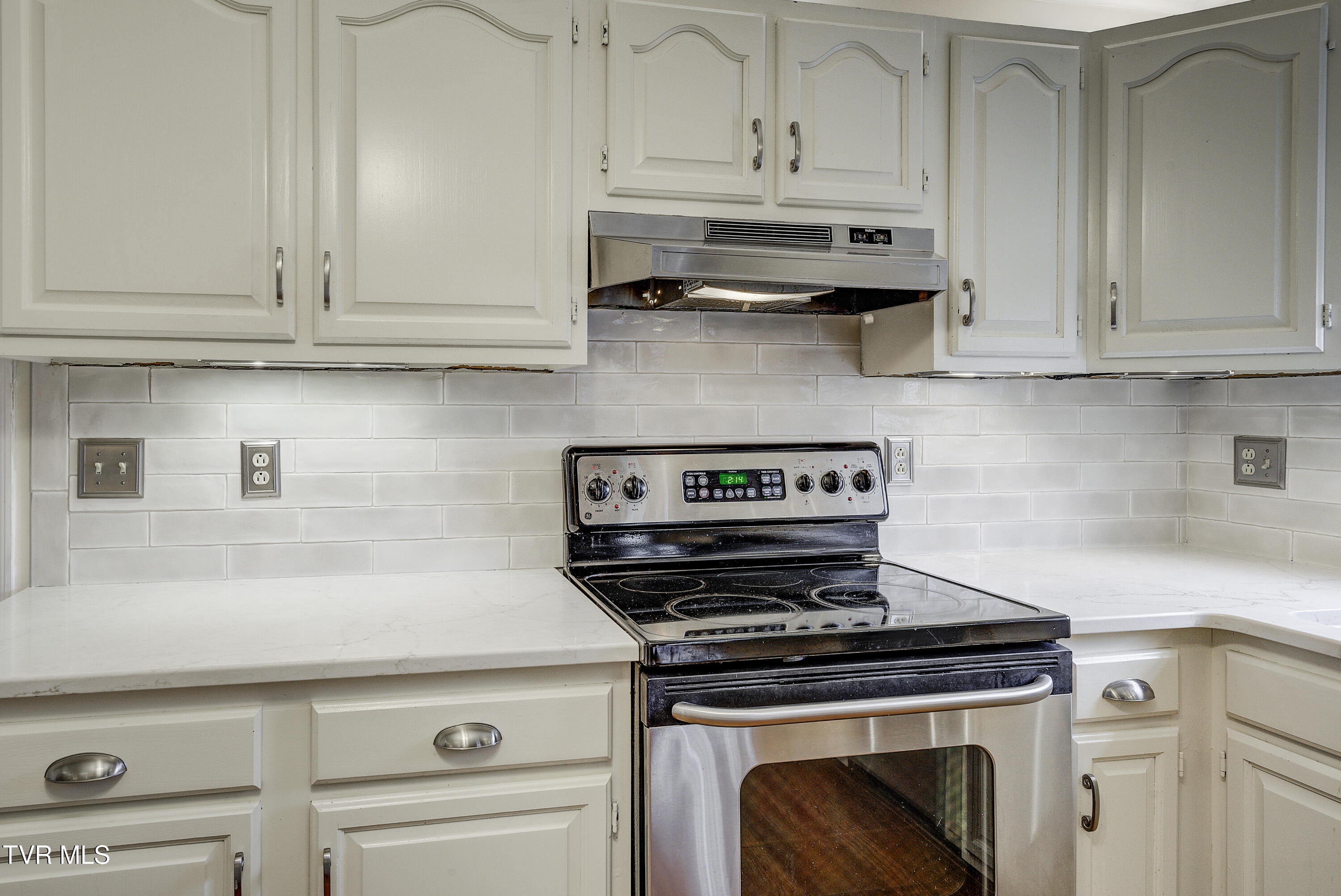 2902 Greenline Road Johnson City, TN 37604 - Photo 34 of 76 Greenline-INTERIOR-14