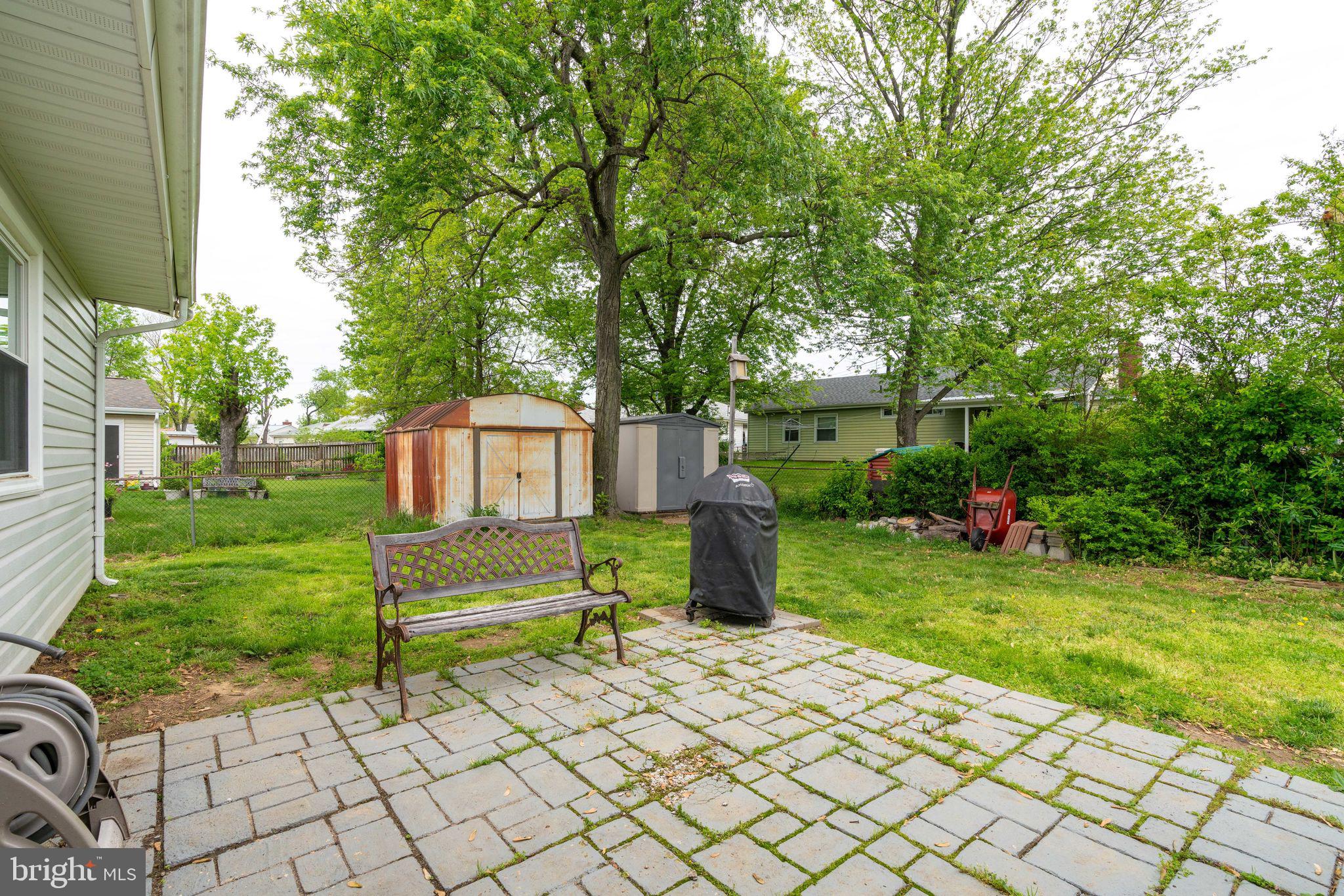 6213 Apache Street Springfield, VA 22150 - Photo 30 of 33 Patio