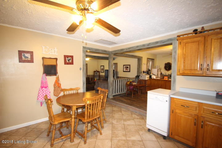 1557 Clifton Road Lawrenceburg, KY 40342 - Photo 9 of 24 IMG_7081