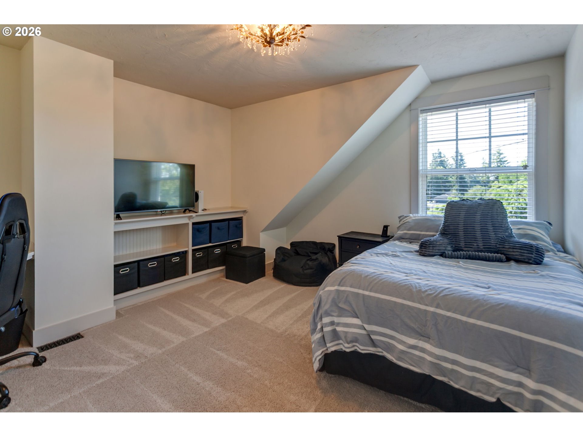 2939 Southwest Custer Street Portland, OR 97219 - Photo 30 of 48
