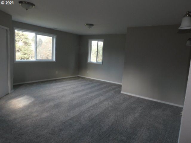 92309 Goldson Road Cheshire, OR 97419 - Photo 9 of 28 Gallery Image 9