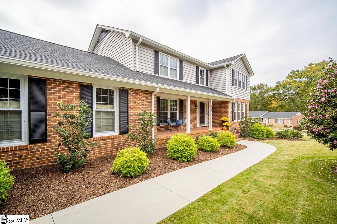 312 Silver Creek Road Greer, SC 29650 - Photo 3 of 36 Gallery Image 3