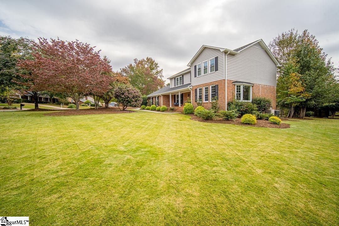 312 Silver Creek Road Greer, SC 29650 - Photo 4 of 36 Gallery Image 4