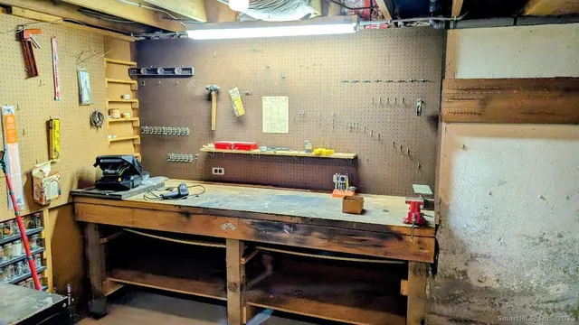 $3,500 | 64 Chatham Avenue, Milford, CT 06460