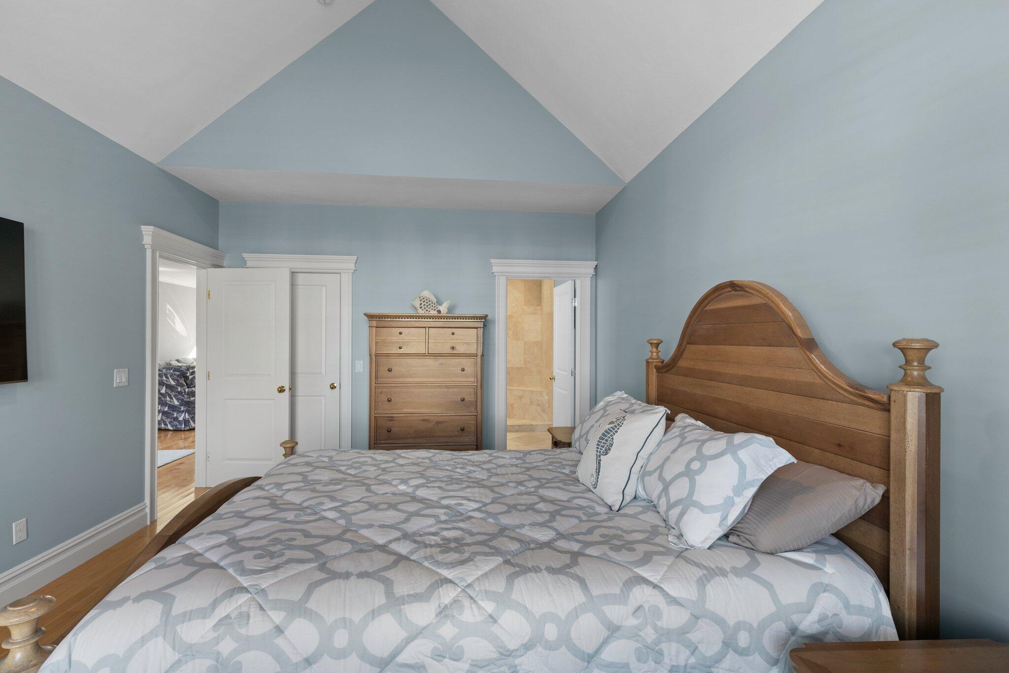 16 Quinns Way Mashpee, MA 02649 - Photo 16 of 59 a bedroom with a bed and a window