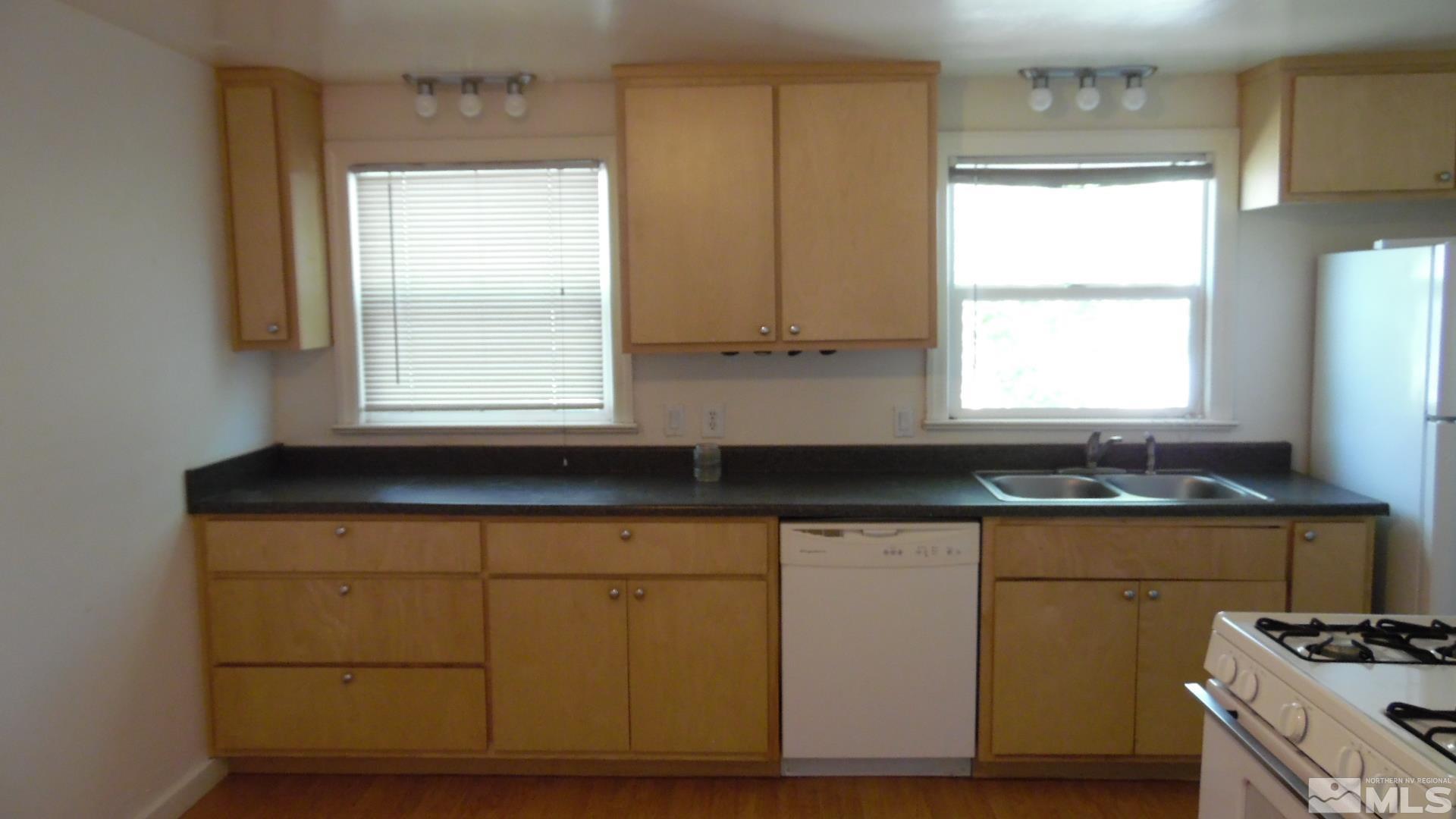 1511 Locust Street, Unit ST Reno, NV 89502 - Photo 3 of 13 Photo 3