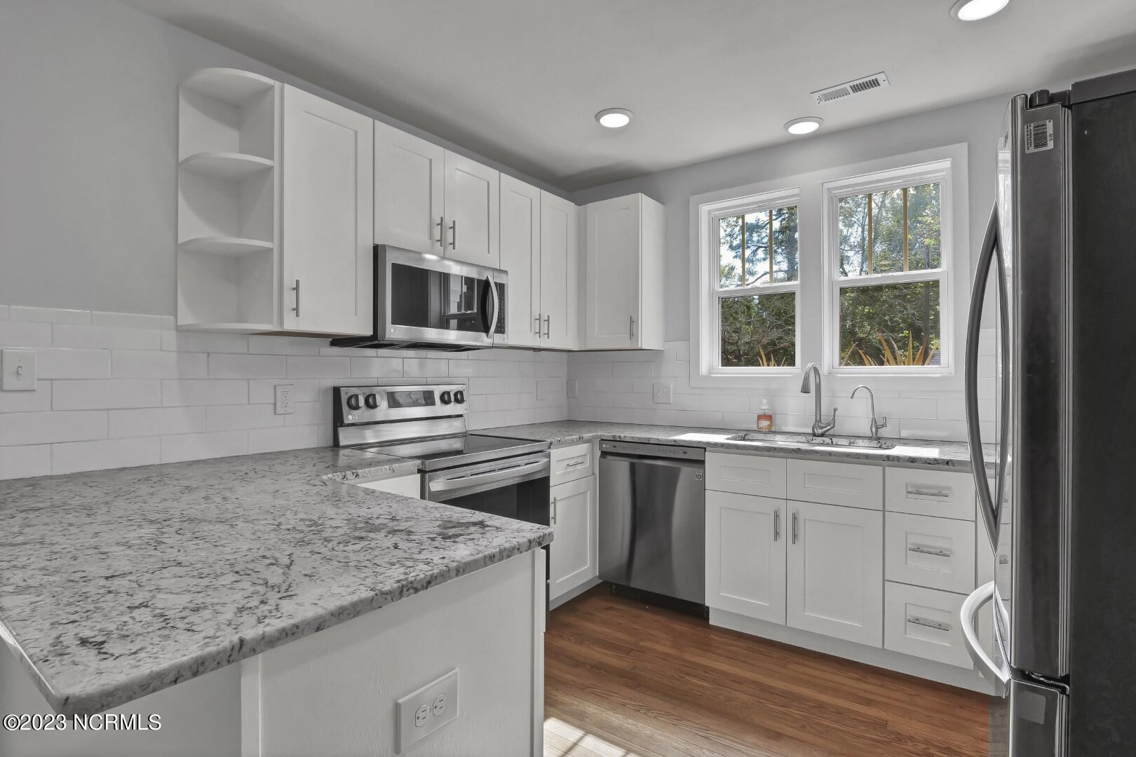 2207 Klein Road Wilmington, NC 28405 - Photo 6 of 21 010_p4700355 (Large)