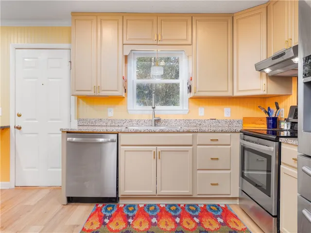 $299,700 | 138 Crossbrook Drive, Brunswick, GA 31525