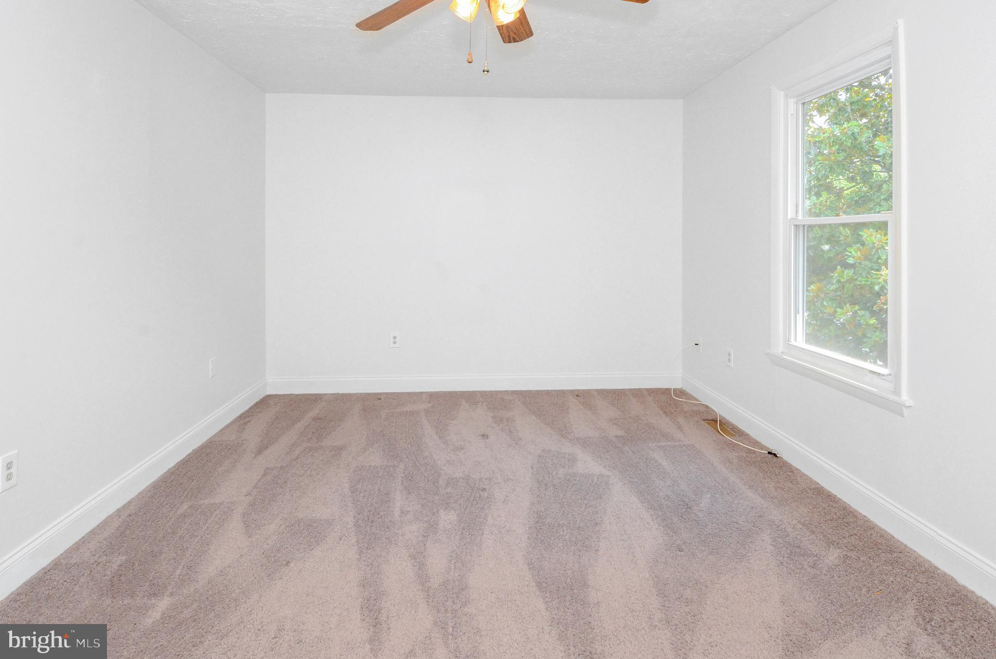 143 Farm Road Aberdeen, MD 21001 - Photo 22 of 30 BEDROOM