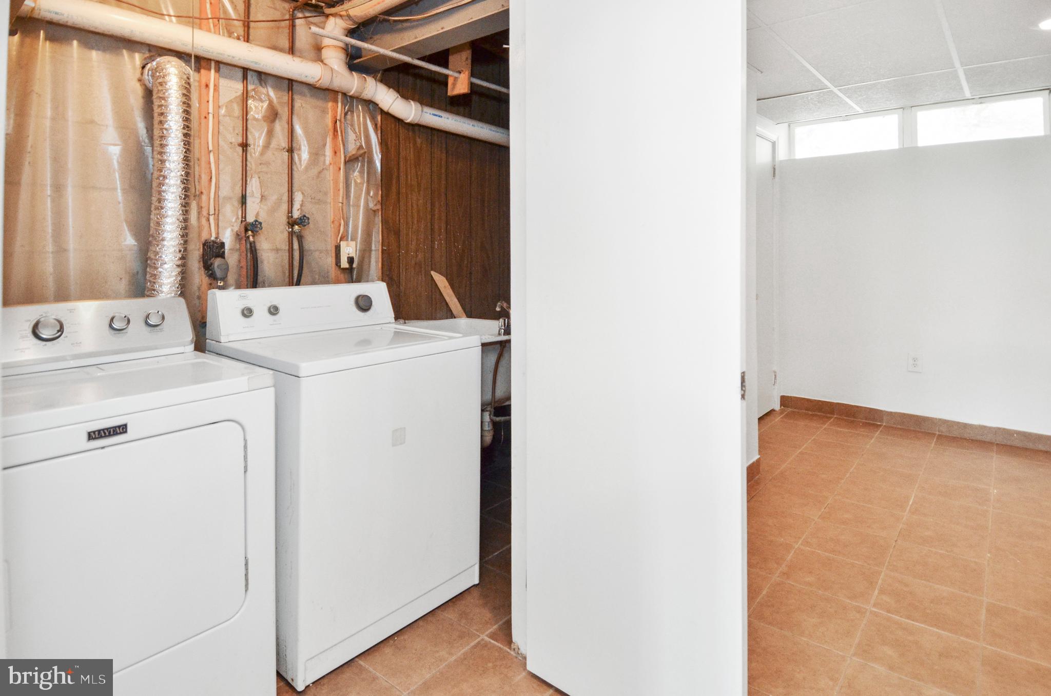 143 Farm Road Aberdeen, MD 21001 - Photo 27 of 30 LOWER LEVEL LAUNDRY AREA