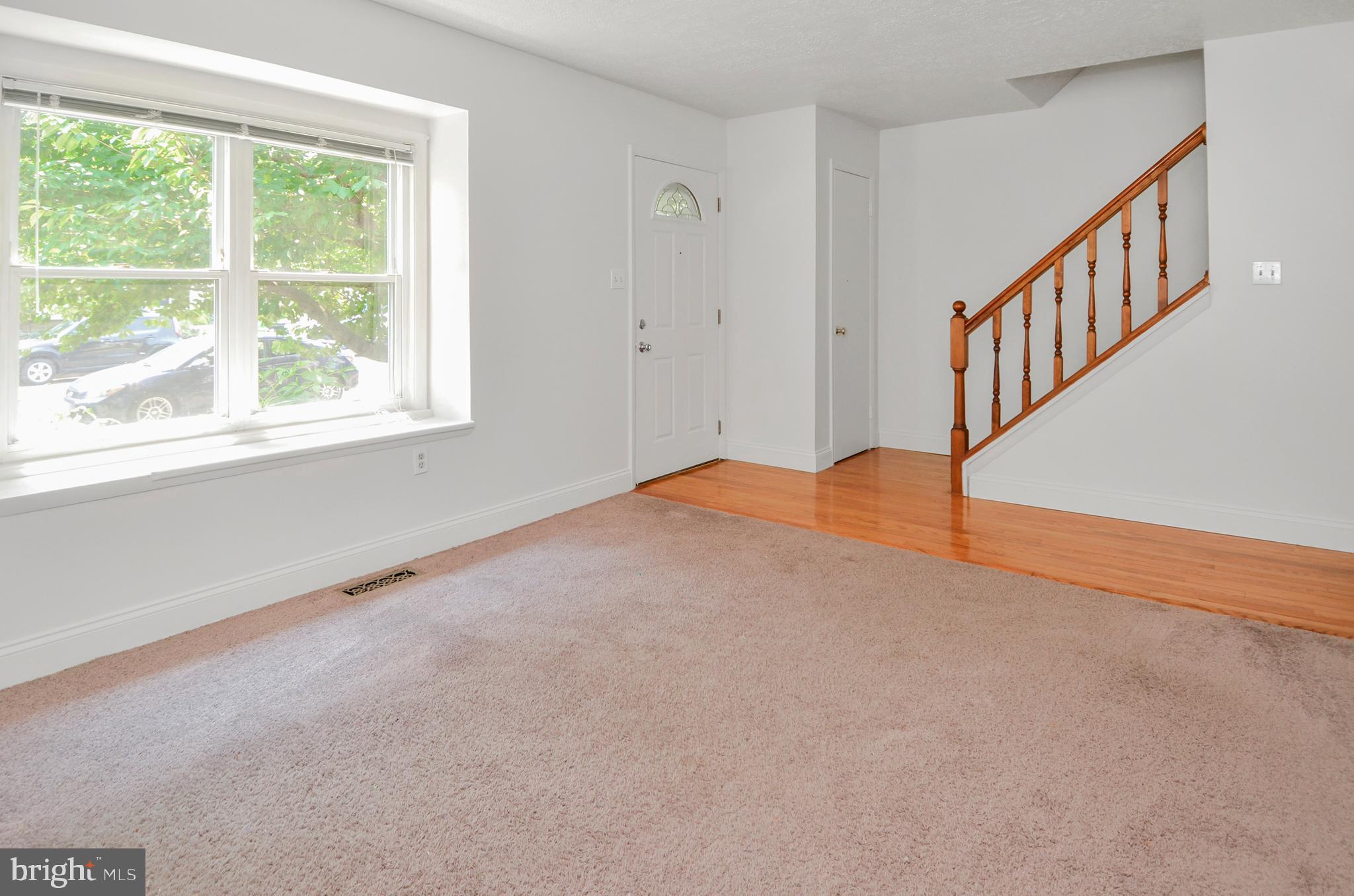 143 Farm Road Aberdeen, MD 21001 - Photo 6 of 30 LIVING ROOM