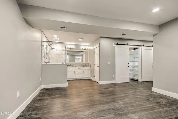 $399,900 | 318 Webb Road, Piney Flats, TN 37686