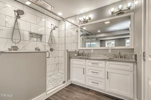 $399,900 | 318 Webb Road, Piney Flats, TN 37686