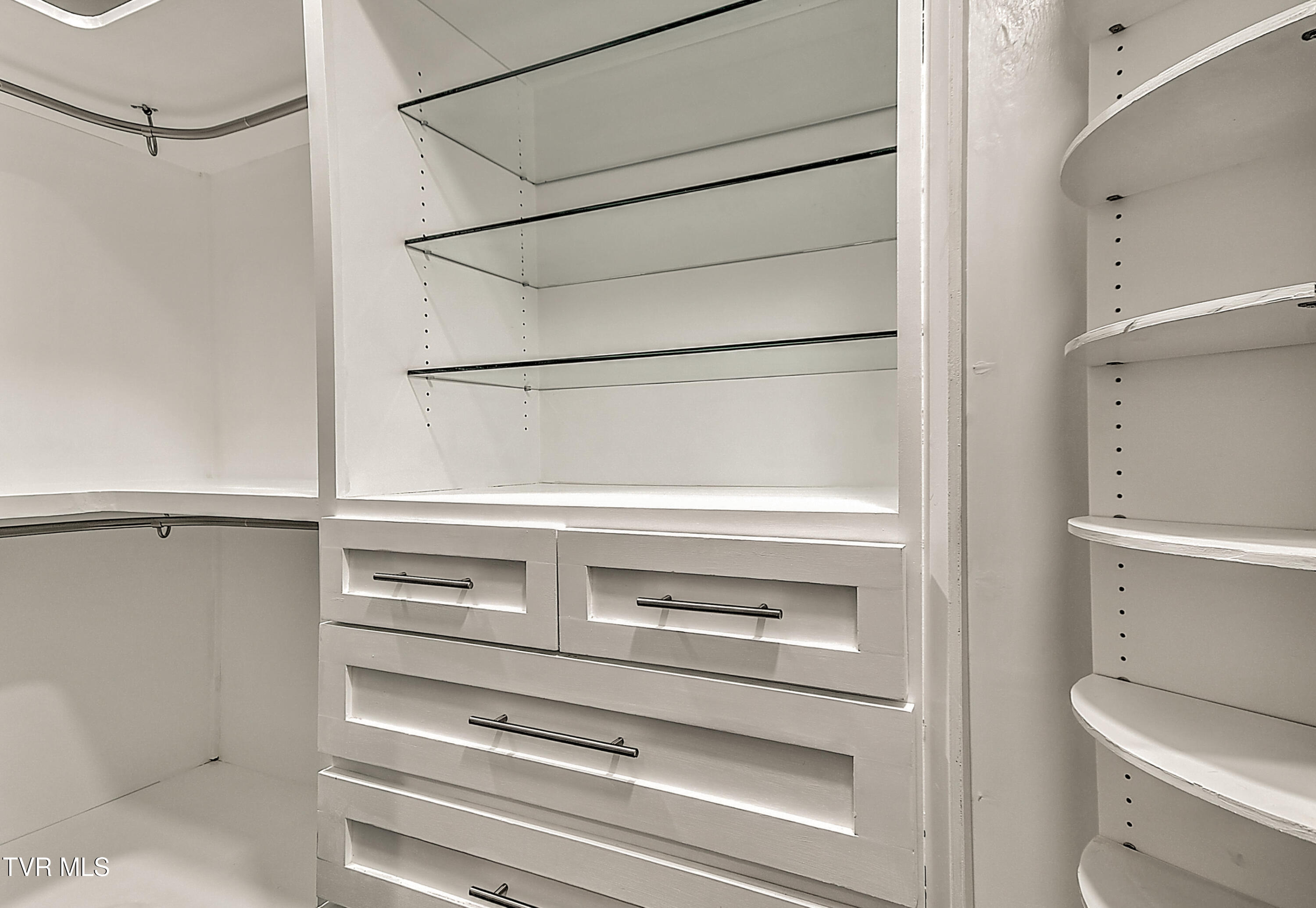 318 Webb Road Piney Flats, TN 37686 - Photo 32 of 45 Downstairs Master Closet