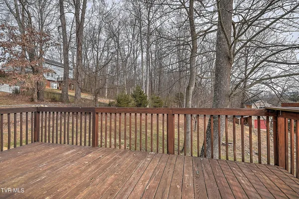 $399,900 | 318 Webb Road, Piney Flats, TN 37686