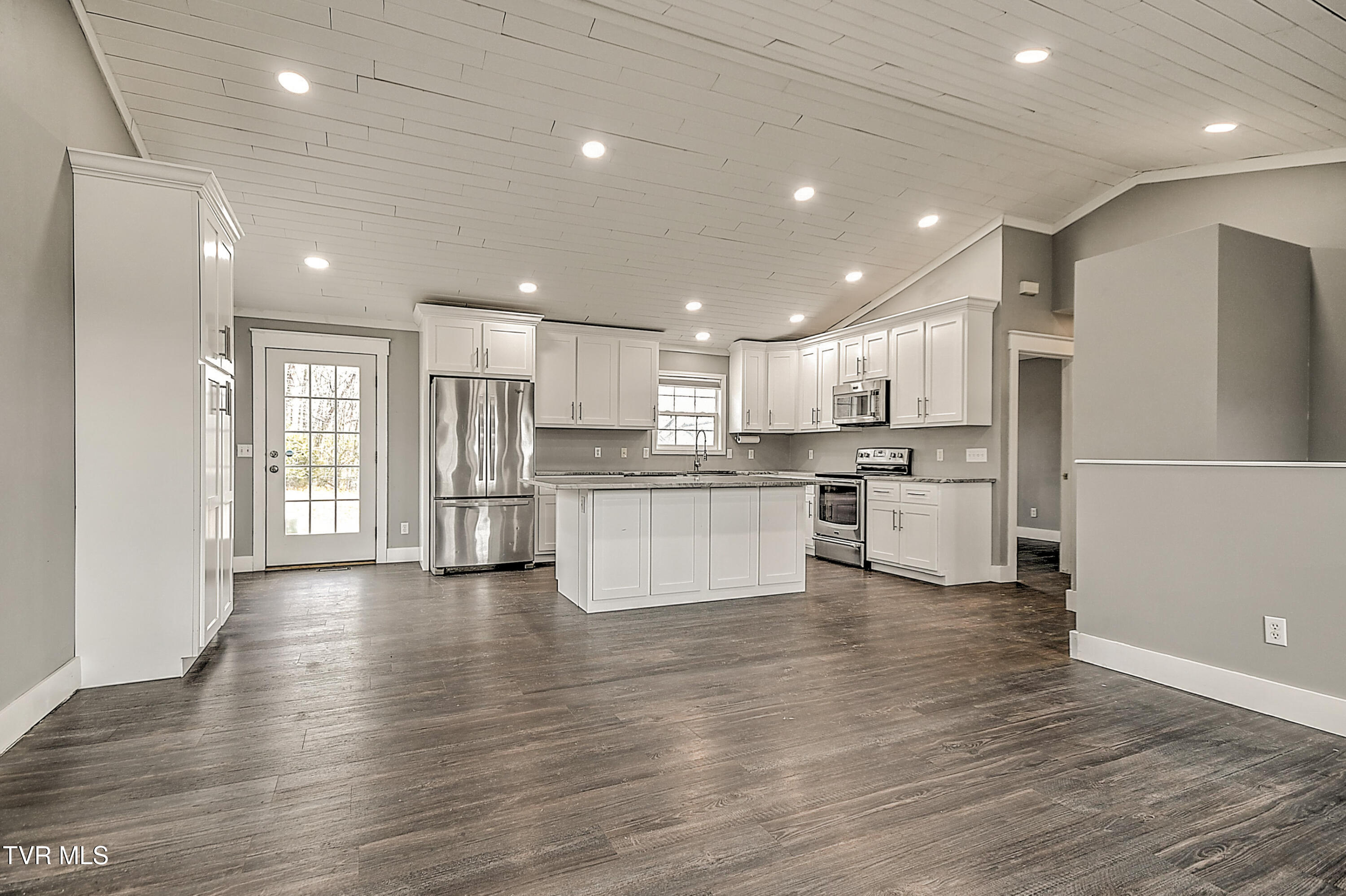 318 Webb Road Piney Flats, TN 37686 - Photo 7 of 45 Check out the size of this room!!